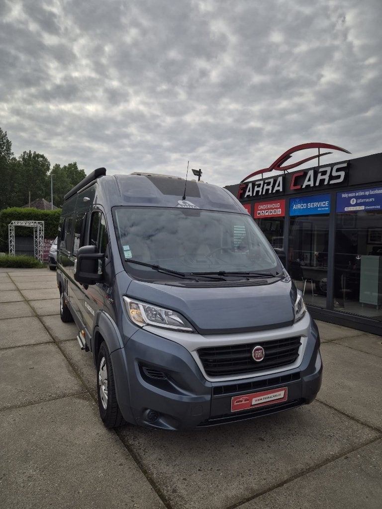 Adria 640 SLX – 2017 – 60.000 km – Buscamper 6,40 m euro 6, Caravanes & Camping, Camping-cars, Entreprise, jusqu'à 4, Modèle Bus ou Fourgon aménagé