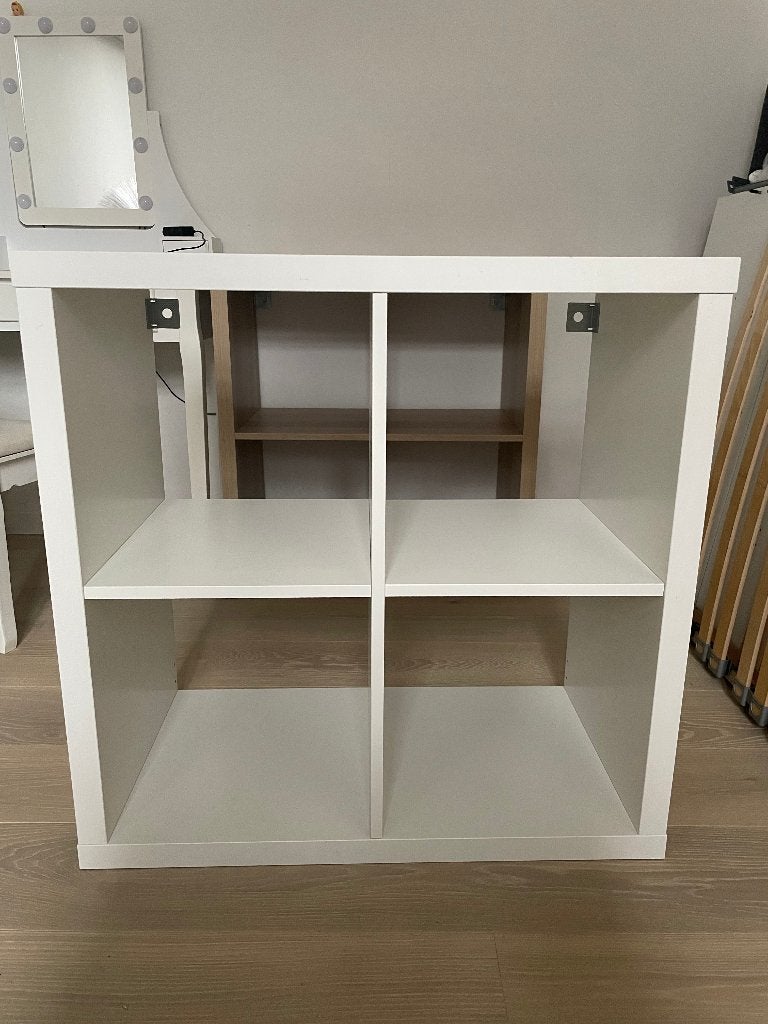 2x kast met 4 vakken 25€/stuk, Enlèvement