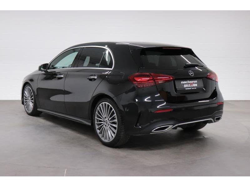 Mercedes-Benz A-Klasse 1.3i AMG Line AT Mercedes A180 1.3i A, USB, 136 pk, Zwart, 1332 cc