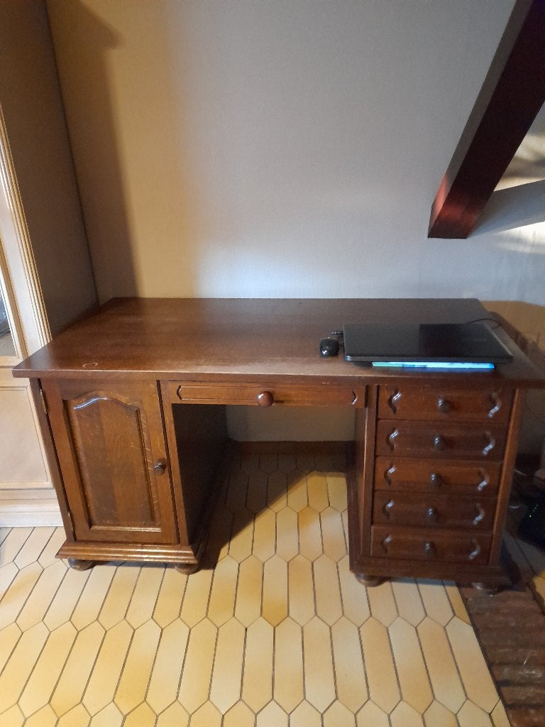 Bruine Eiken bureau, Huis en Inrichting, Bureaus, Ophalen, Gebruikt, Hout, Antiek