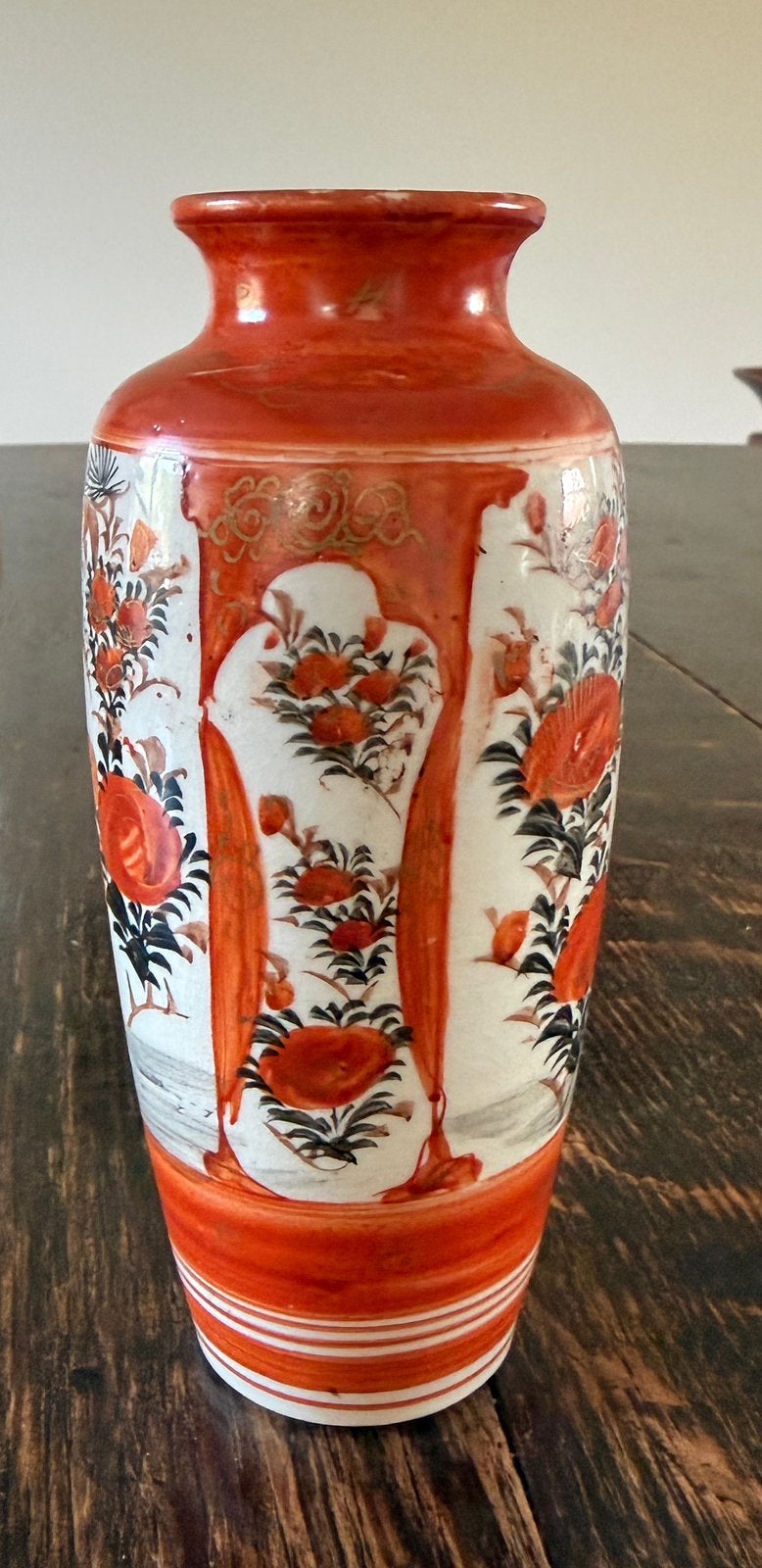 Oosters porseleinen vaasje – rood-wit – 16 cm, Ophalen