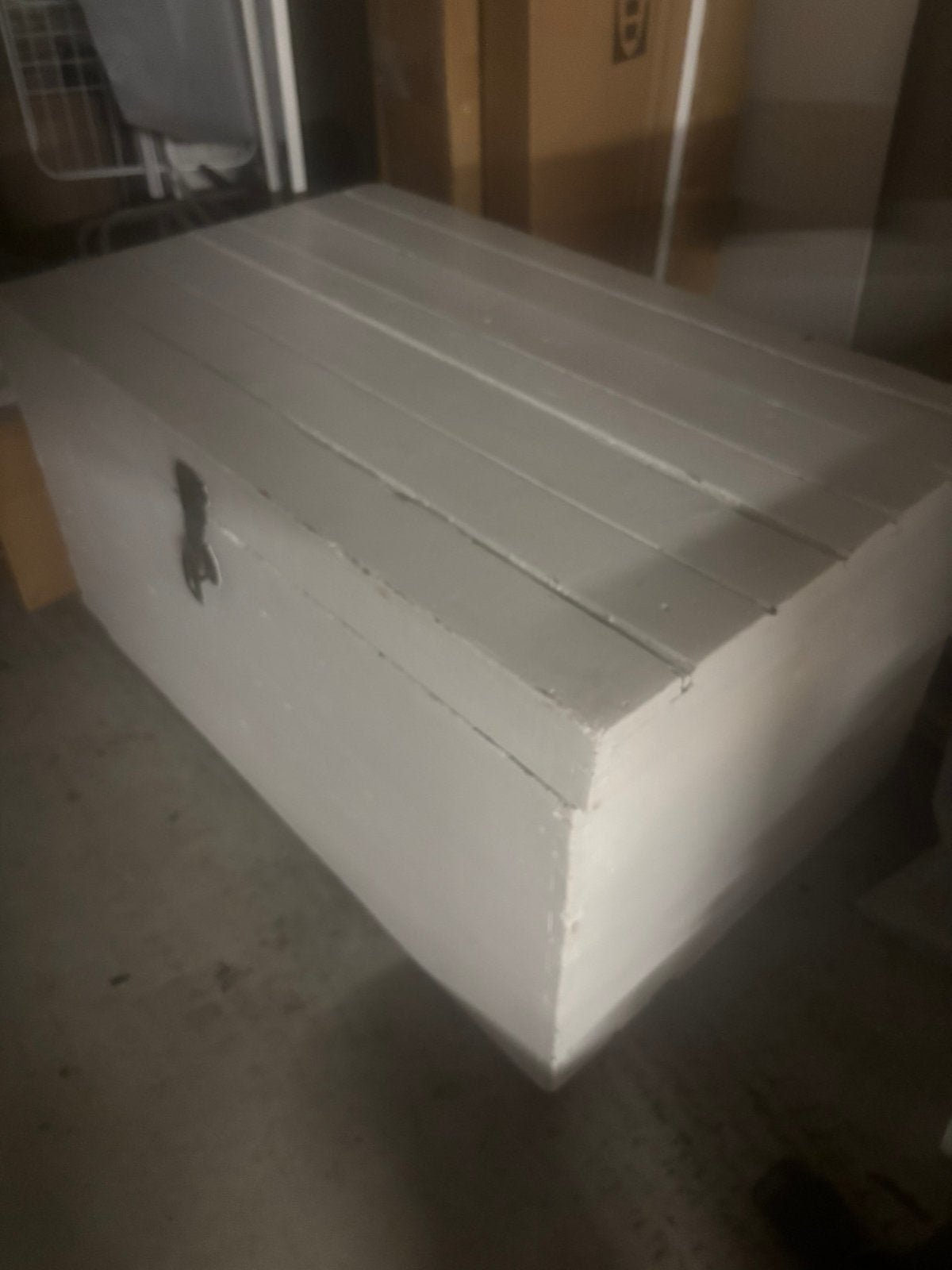 Vintage opberg kist wit ( zelf gebruikt als salon tafel ), Ophalen, 50 – 75, Gebruikt, 100 tot 150 cm