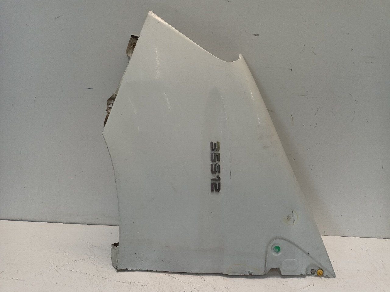 Spatbord links voor Iveco New Daily, Onderdelen@venauto.nl, Van der Ven Autorecycling B.V., Gebruikt, Ettenseweg 76, 4706 PB Roosendaal, The Netherlands