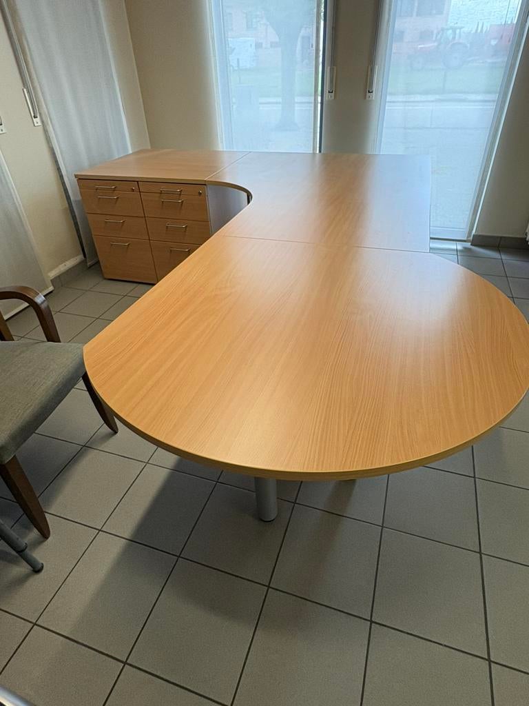 Mooi bureaumeubel 210 x  260cm ., Huis en Inrichting, Bureaus, Ophalen, Spaanplaat of MDF, Hoekbureau, Bruin