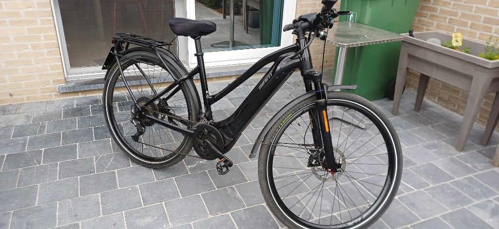 Speedpedelec Giant Explorer E45+ PRO, Fietsen en Brommers, Ophalen, Giant, Zo goed als nieuw, 50 km per accu of meer