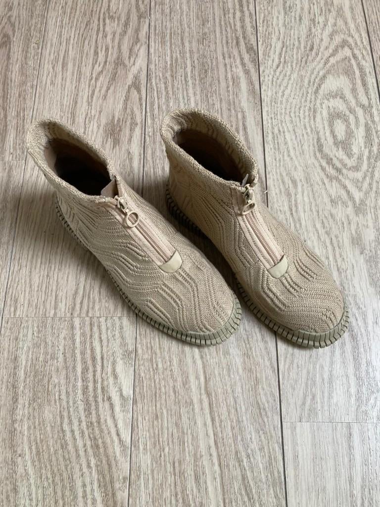 Schoenen - enkellaarsjes Camper "Pix" (beige, maat 37), Beige, Comme neuf, Enlèvement, Boots et Botinnes
