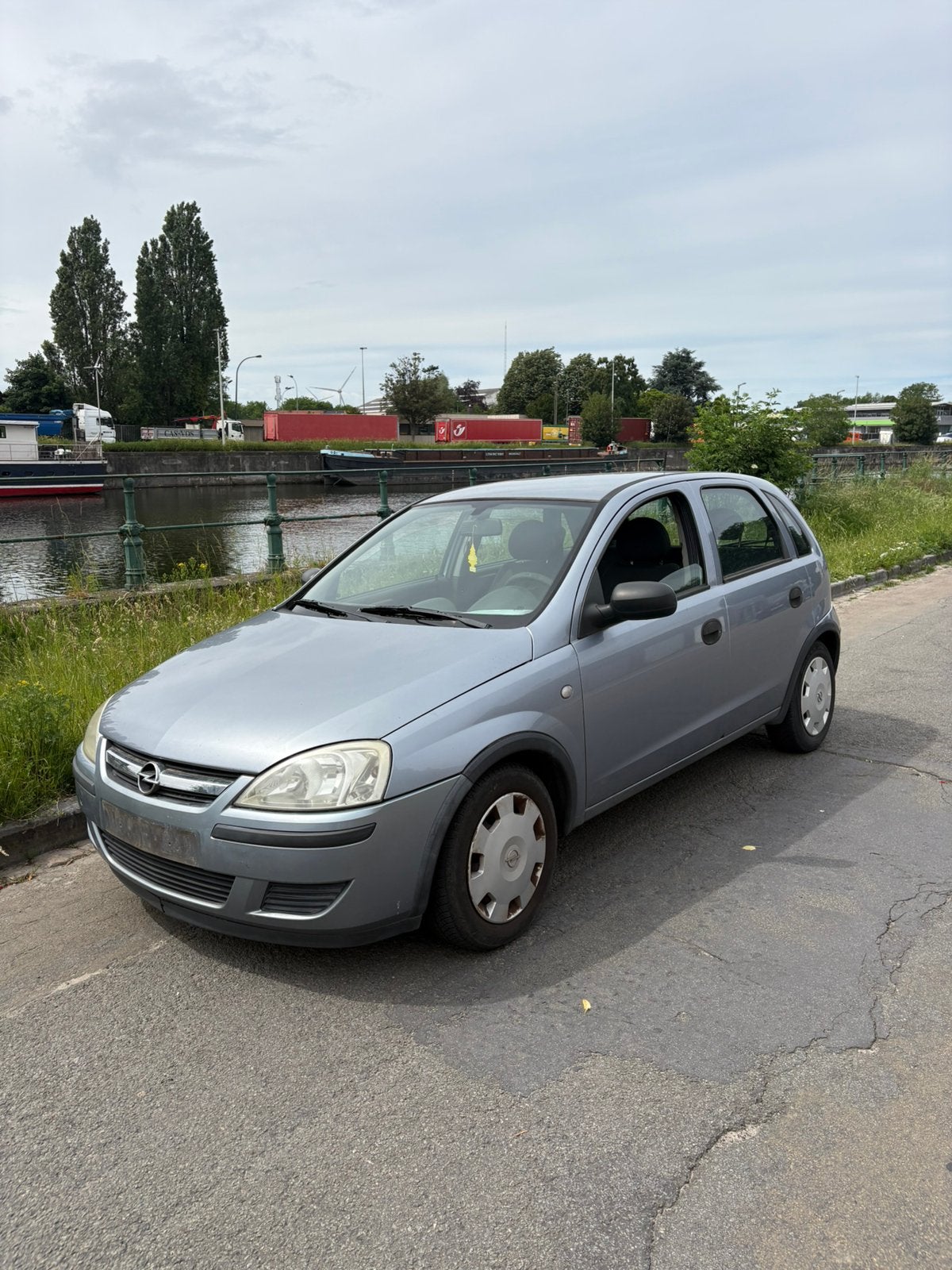 Opel Corsa 1.2 essence 226 000 km homologuée à la vente, Autos, Argent ou Gris, Achat, Noir, 5 portes
