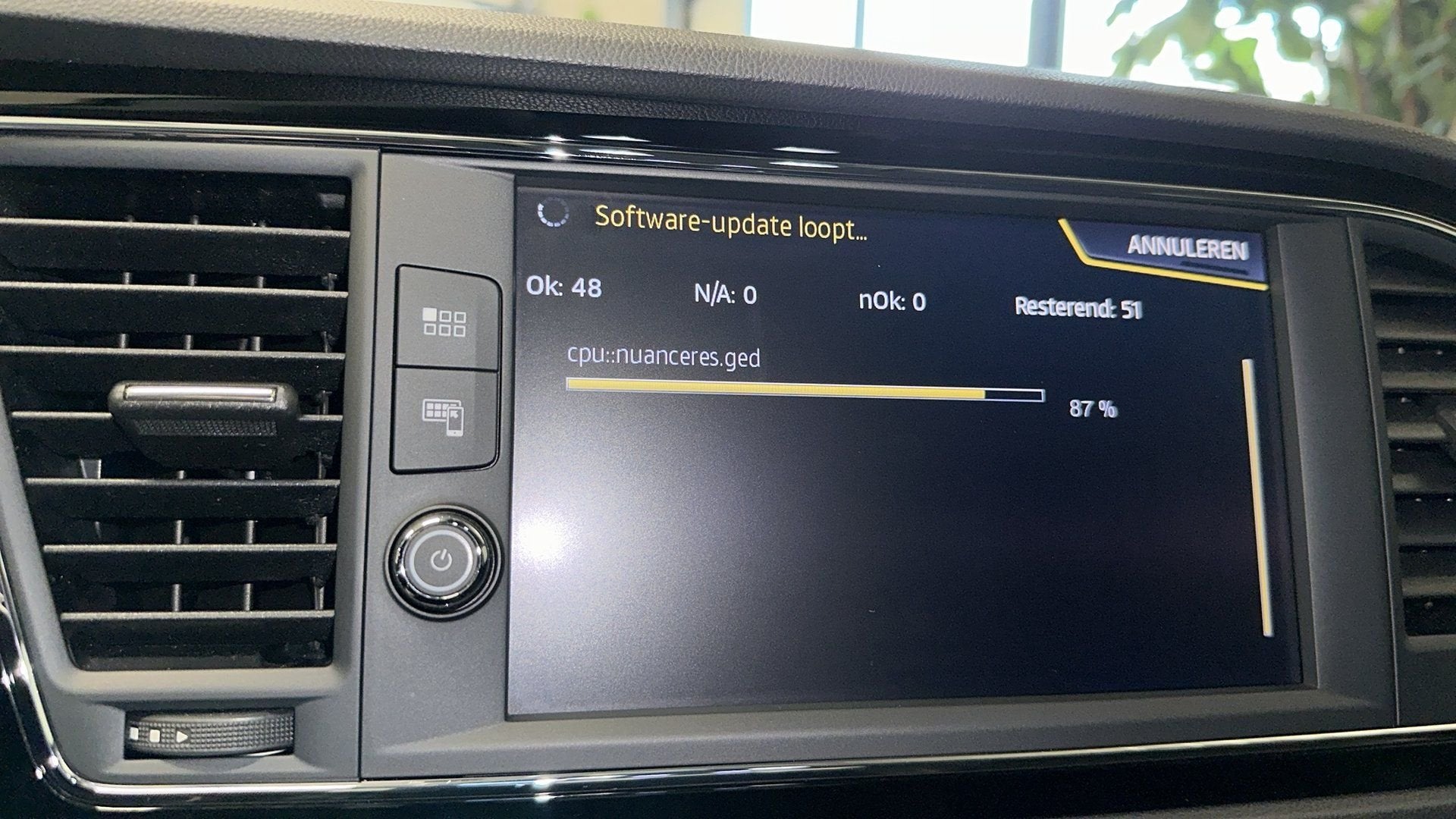 Seat MIB2-Low (MST2 PQ / ZR) firmware en/of navi update, Service 24h/24, Autres travaux