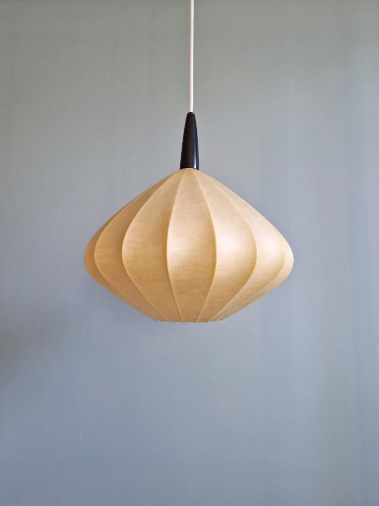 Suspension Cocoon en forme d'oignon, années 1960, Antiquités & Art, Antiquités | Éclairage, Enlèvement ou Envoi