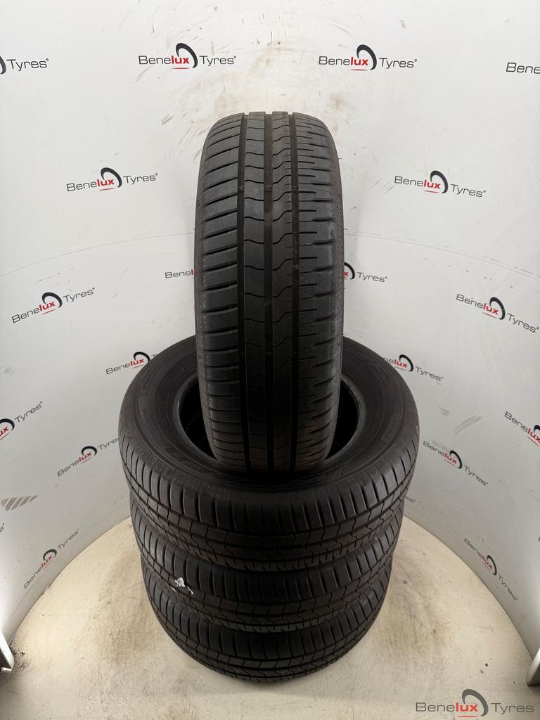 demo 215/60R16 95V Falken Ziex 215/60 R16 215/60/16 2156016, Auto-onderdelen, Banden en Velgen, Ophalen, -, Band(en), Zomerbanden