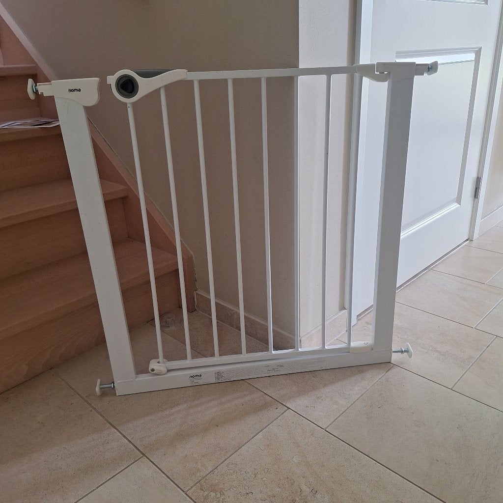 portail d'escalier blanc sans perçage., Enfants & Bébés, Barrière de sécurité, Enlèvement, Utilisé, Métal ou Fer