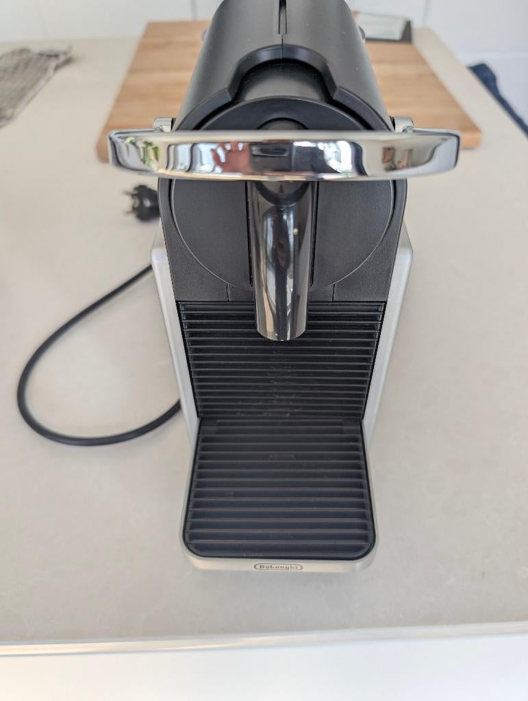 De'Longhi Nespress Pixie EN127.S (quasi nieuw) + 80 pads!, Electroménager, Machine à espresso, Réservoir d'eau amovible, Enlèvement ou Envoi