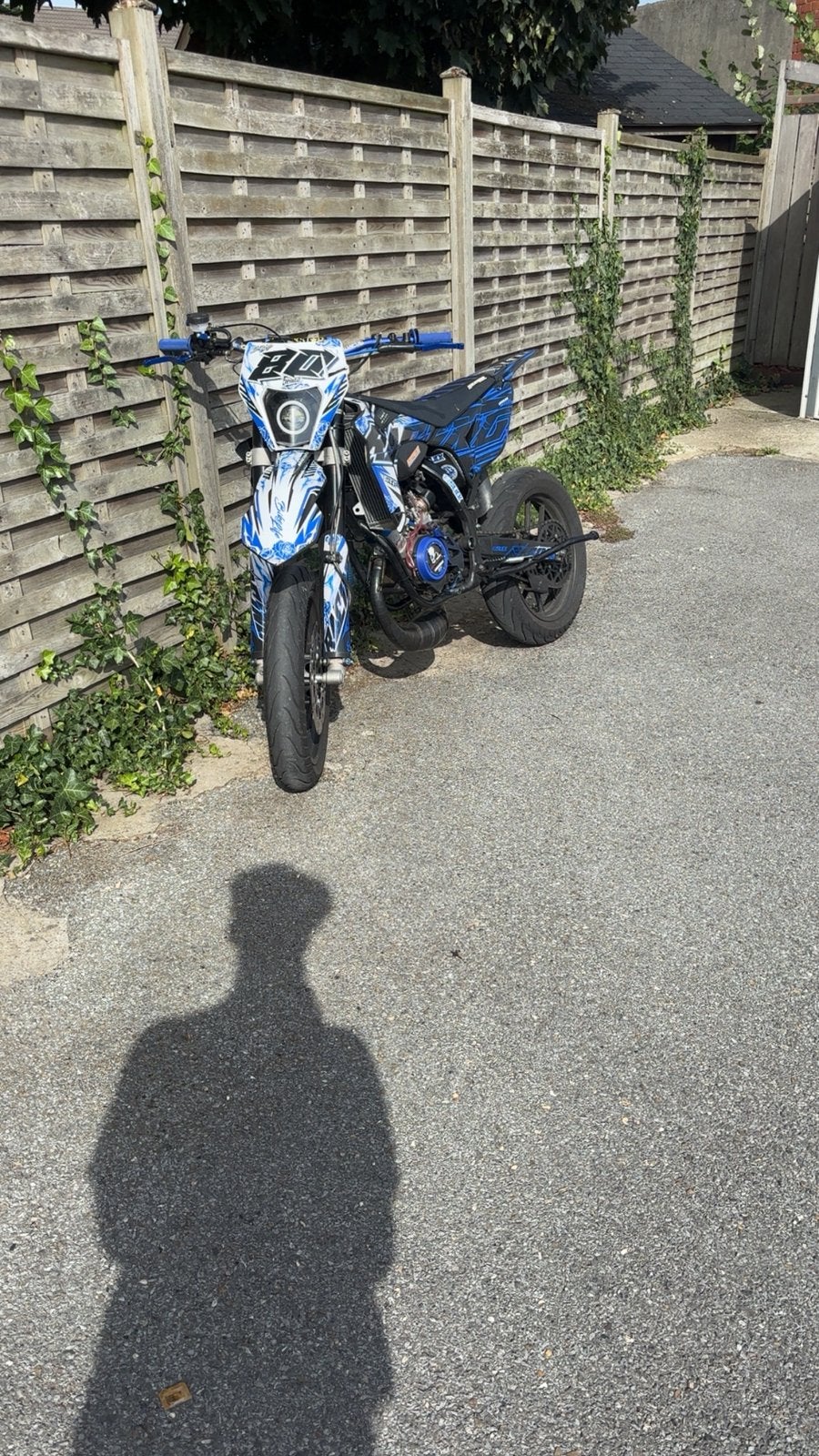 Sherco sm rs 50 2023-custom 80cc f2st setup 29 pk, Fietsen en Brommers, 6 versnellingen, Zo goed als nieuw, 80 cc, Ophalen