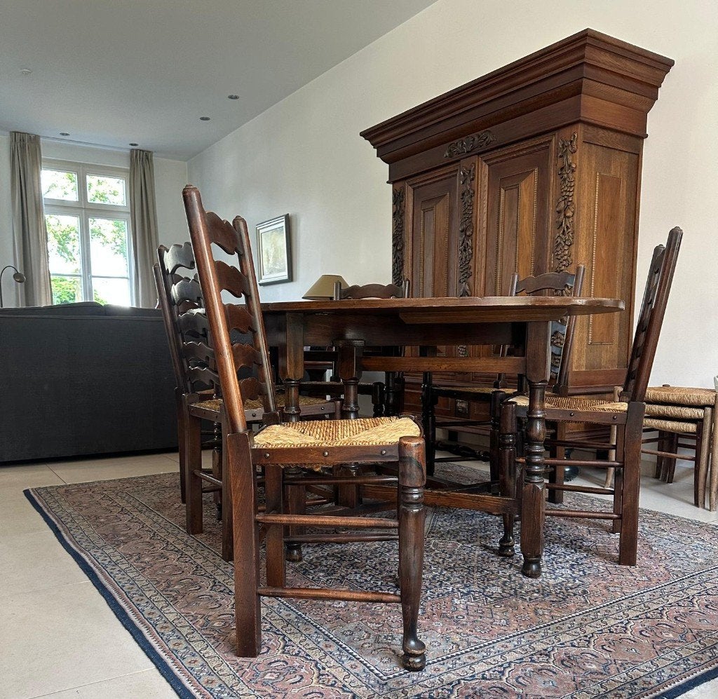Engelse gateleg eettafel en ladderback eetkamerstoel, Ophalen