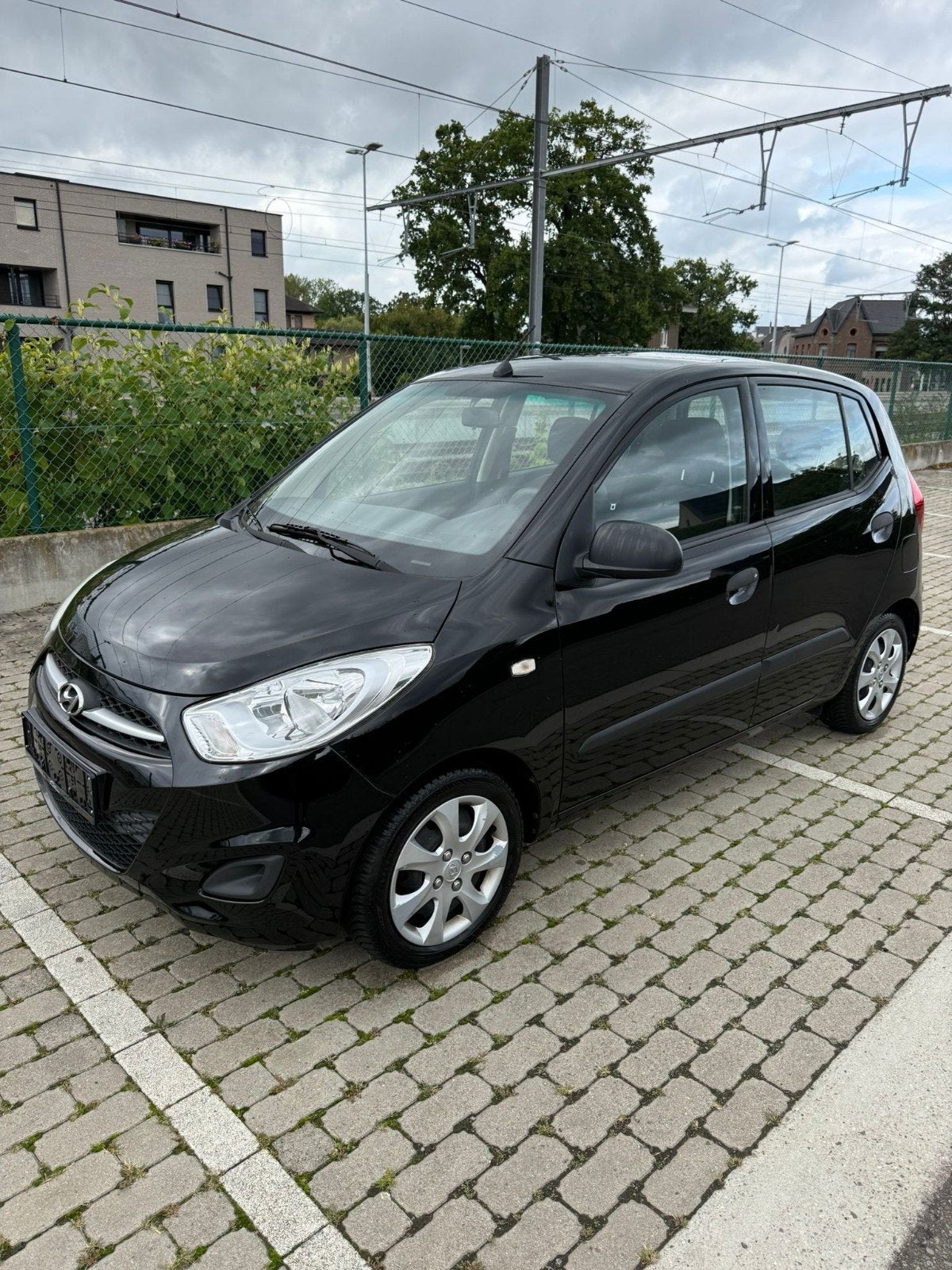 Hyundai i10 essence, quelques km avec climatisation, homolog, Euro 5, Achat, Boîte manuelle, Entretenue par le concessionnaire