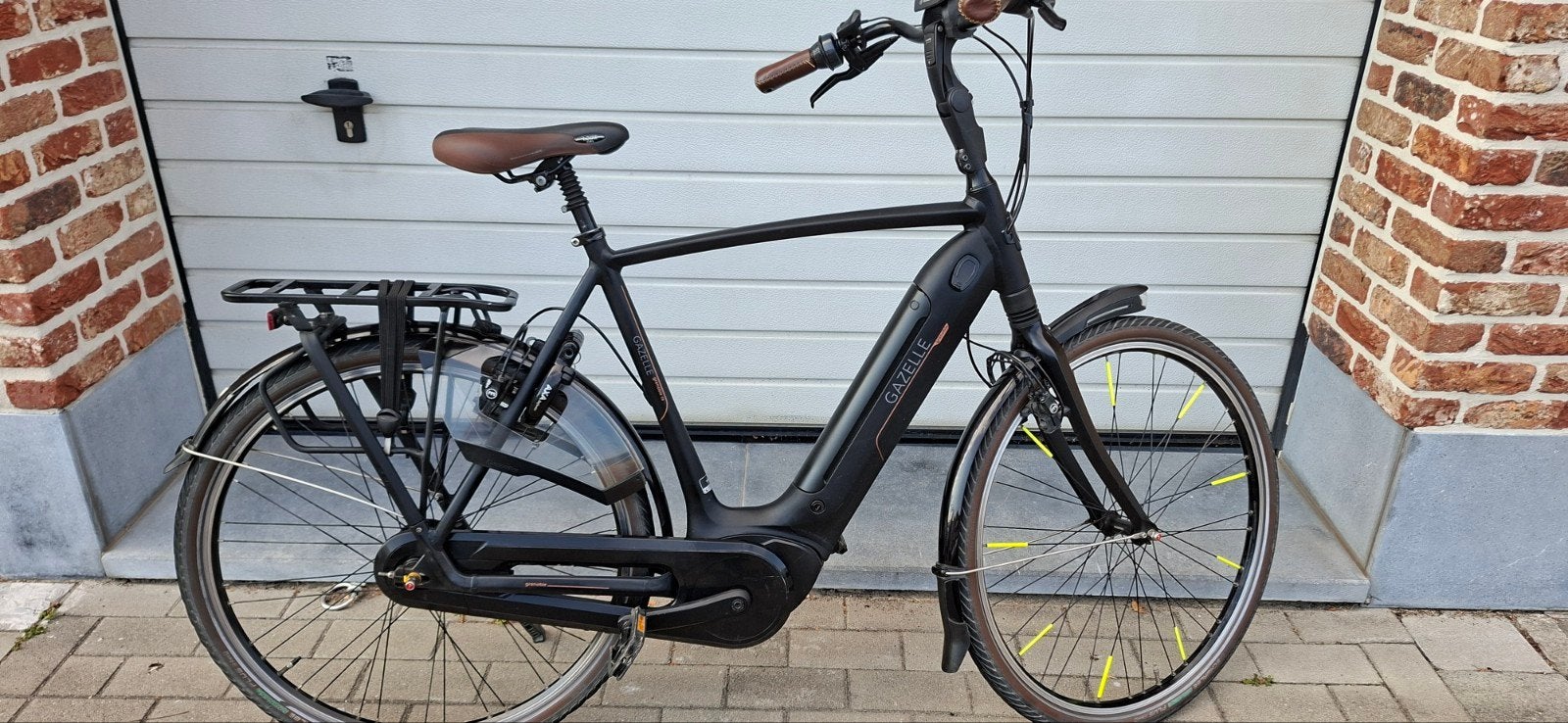 Vélo électrique Gazelle Grenoble c8 (25 km/h) pour personnes, 50 km par batterie ou plus, Comme neuf, Gazelle, Enlèvement