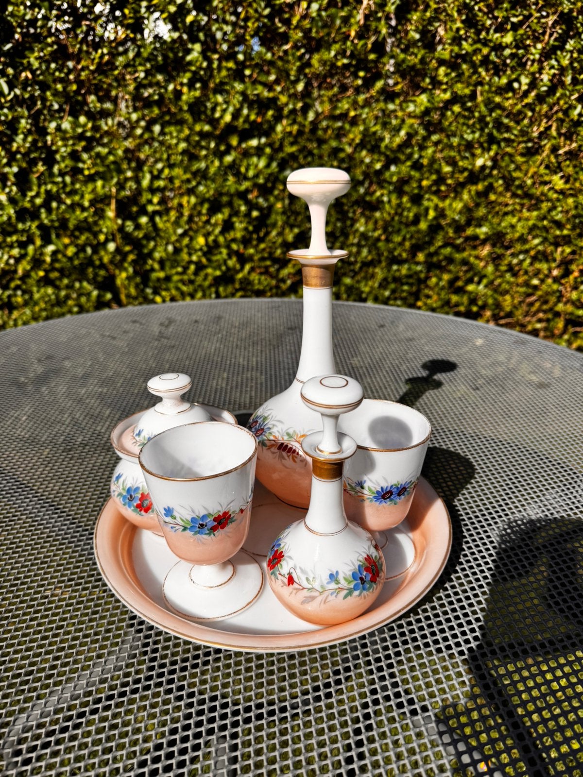 Service à eau ancien en opaline – décor floral, Antiquités & Art, Enlèvement