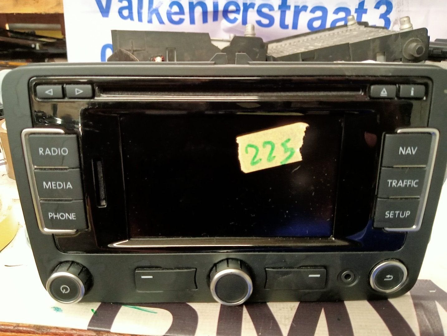 VW Golf Radio 3c0 035 270, Gebruikt, -, -, Ophalen of Verzenden