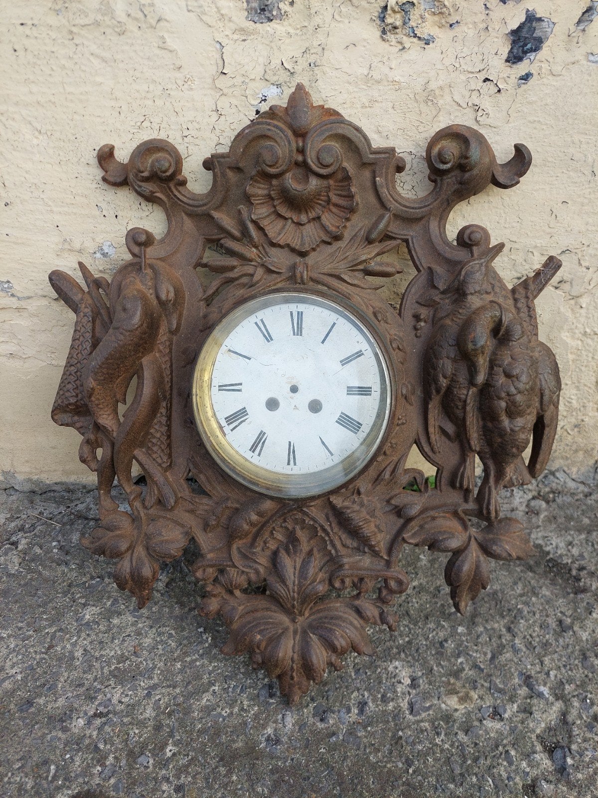 Grande horloge murale en fonte XIXème siècle, Enlèvement ou Envoi