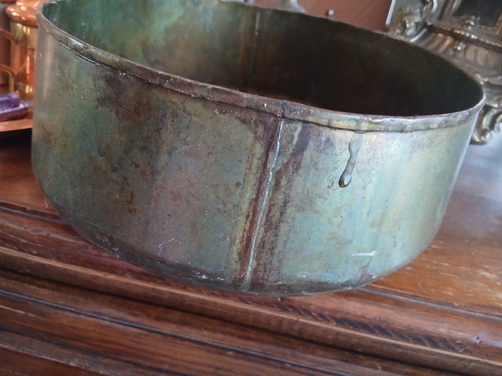 Koperen ketel, Ophalen
