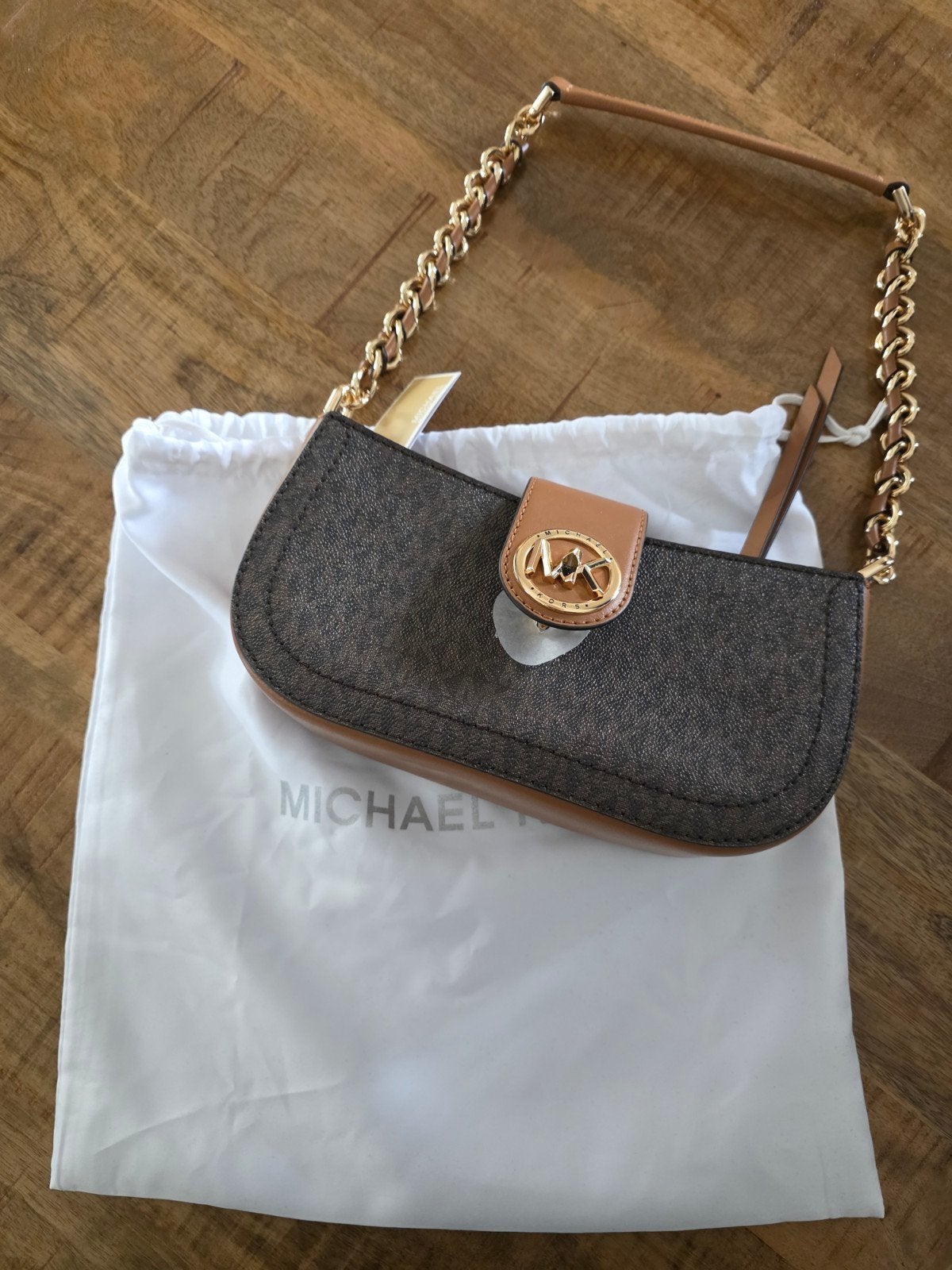 Michael Kors nieuw!, Enlèvement