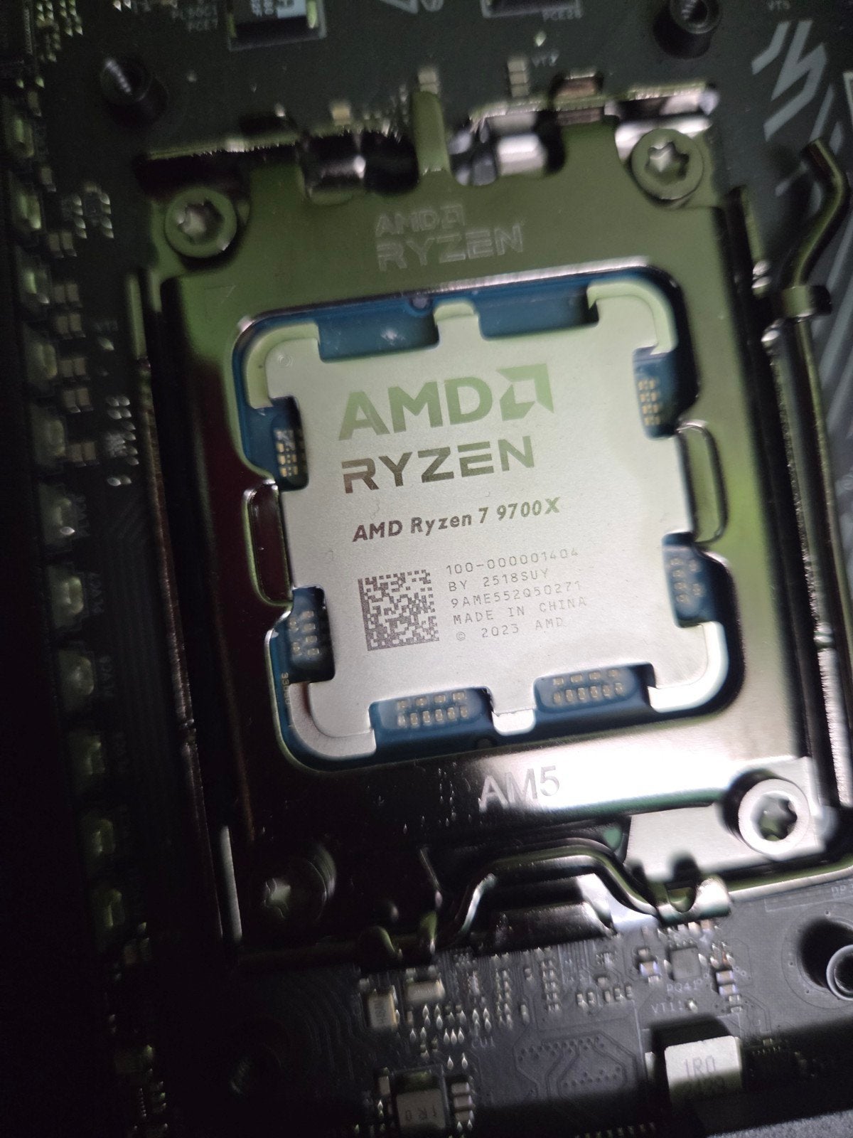 Ryzen 7 9700X Warranty, Computers en Software, Processors, Ryzen 7, Zo goed als nieuw, 4 Ghz of meer, 8-core