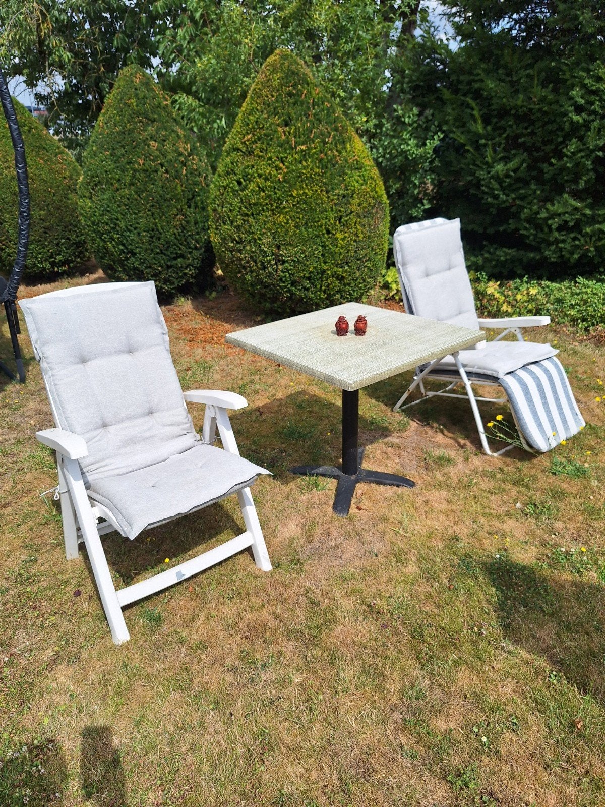 Tuinset – 2 verstelbare tuinstoelen + tafel + kussens, Ophalen, Gebruikt, Verstelbaar
