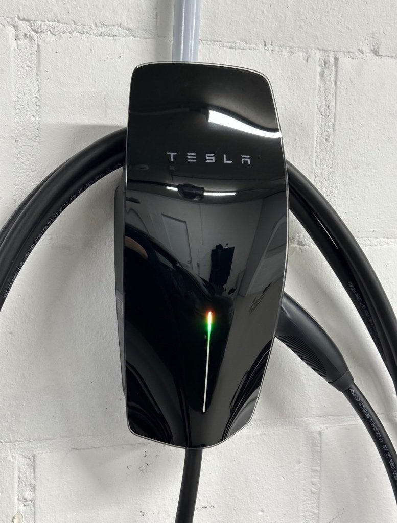 Tesla Wall Connector Gen 3 - 22 kW  + Voorplaat Zwart, Auto diversen, Laadpalen, Ophalen, Zo goed als nieuw, Laadpaal