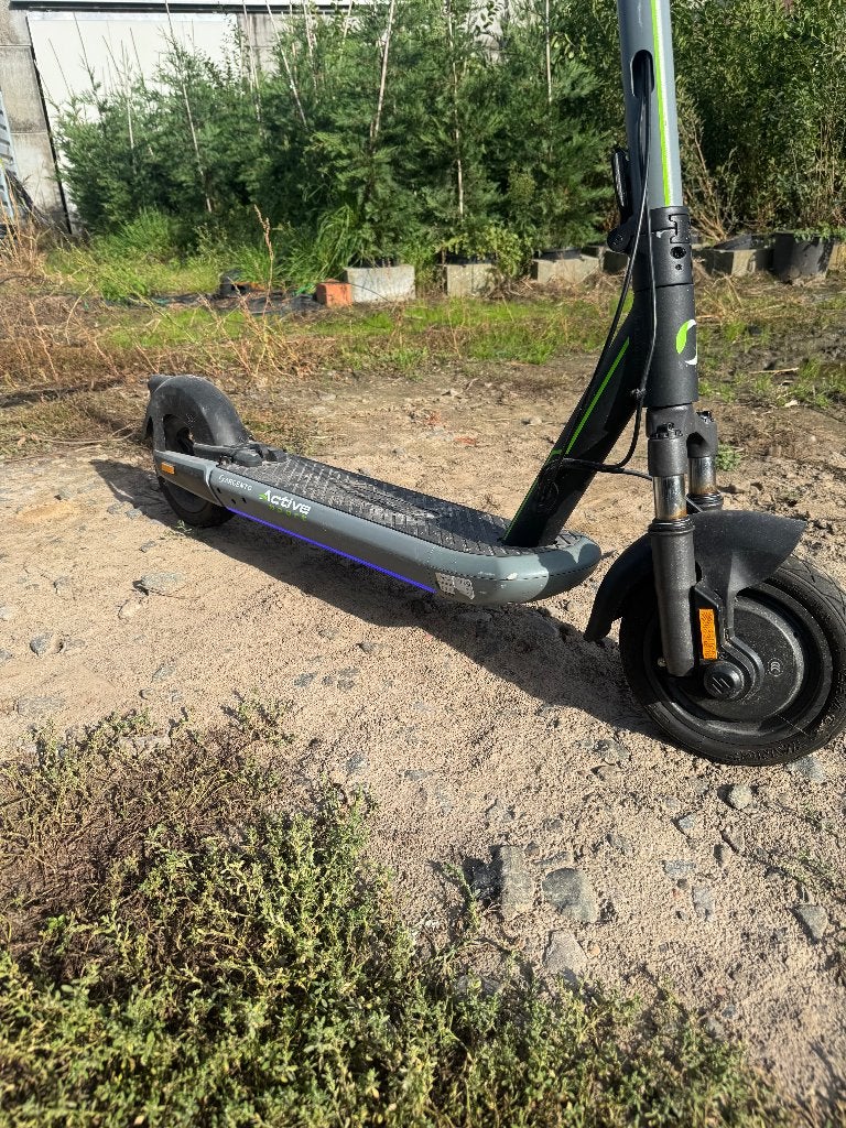 step, Fietsen en Brommers, Ophalen of Verzenden, Gebruikt, Elektrische step (E-scooter)