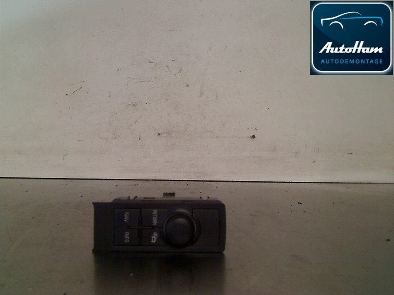 PANNEAU DE COMMANDE RADIO Audi A3 Sportback (8PA), Utilisé, Audi