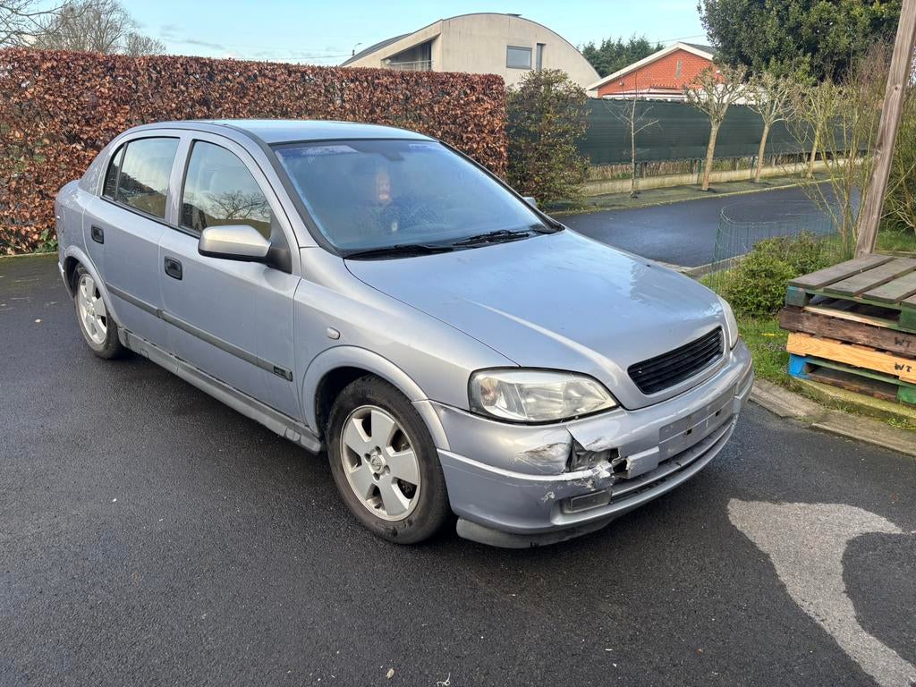 Opel astra g met kapotte bumper op schroefset, Auto's, Leder, Handgeschakeld, 5 deurs, Particulier