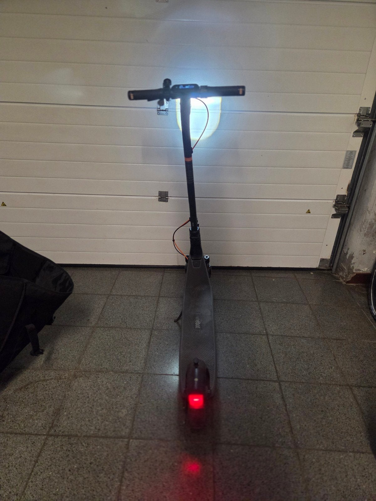 step Ninebot 25km E2+v2, met 2 jaar garantie!! 230 ., Fietsen en Brommers, Ophalen, Nieuw, Elektrische step (E-scooter), Ninebot