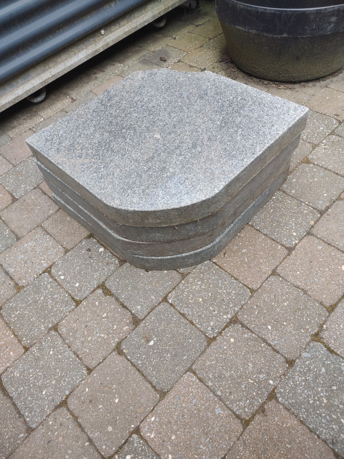 Parasol voet stenen arduin., Ophalen, Gebruikt, Minder dan 1 meter, Parasolvoet