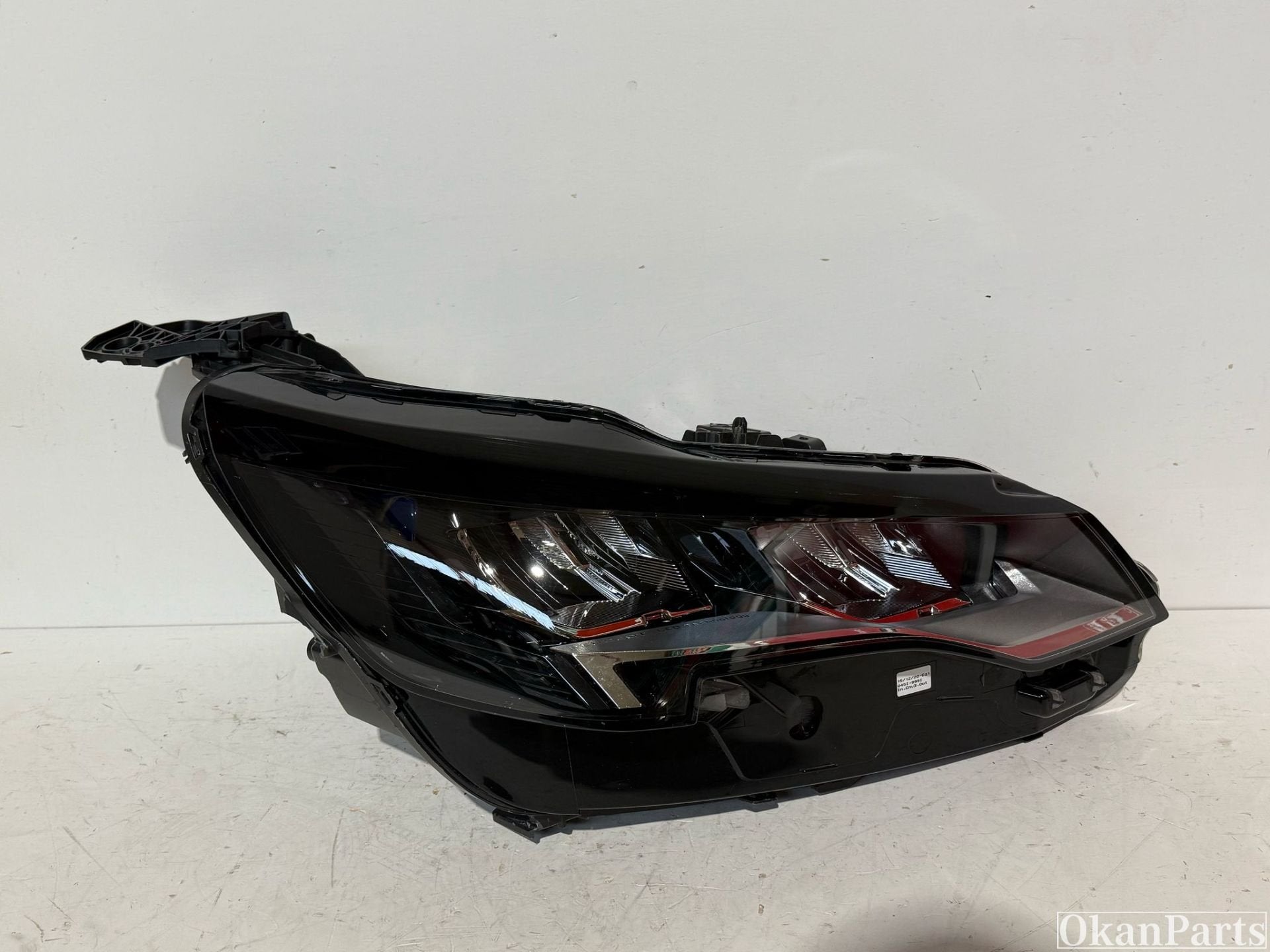 Phare droit LED Peugeot 3008 5008 II 9836230180, Utilisé