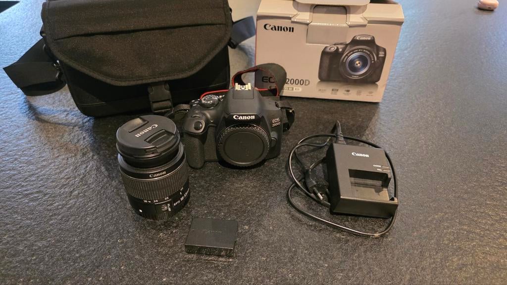 Canon 2000D camera, Audio, Tv en Foto, Fotocamera's Digitaal, Ophalen of Verzenden, Gebruikt, Spiegelreflex, Canon