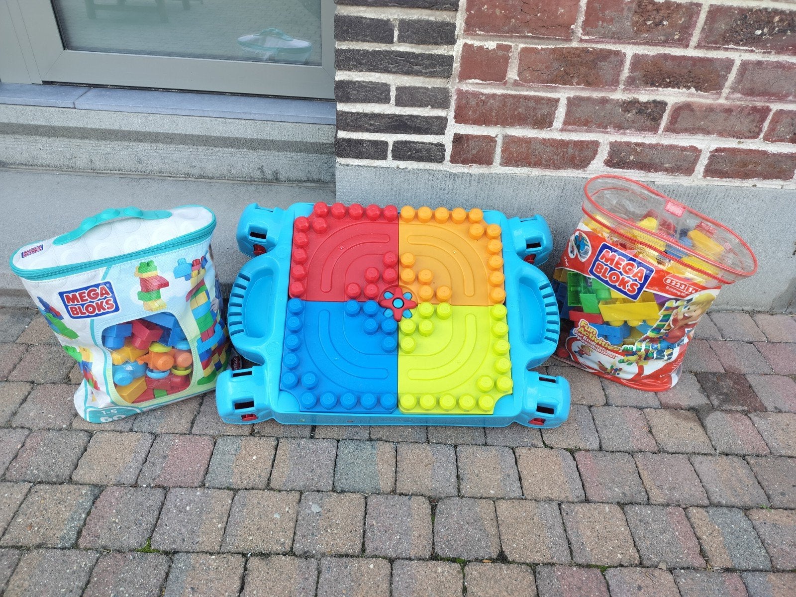 Blokken - blokkentafel (met poten), Ophalen