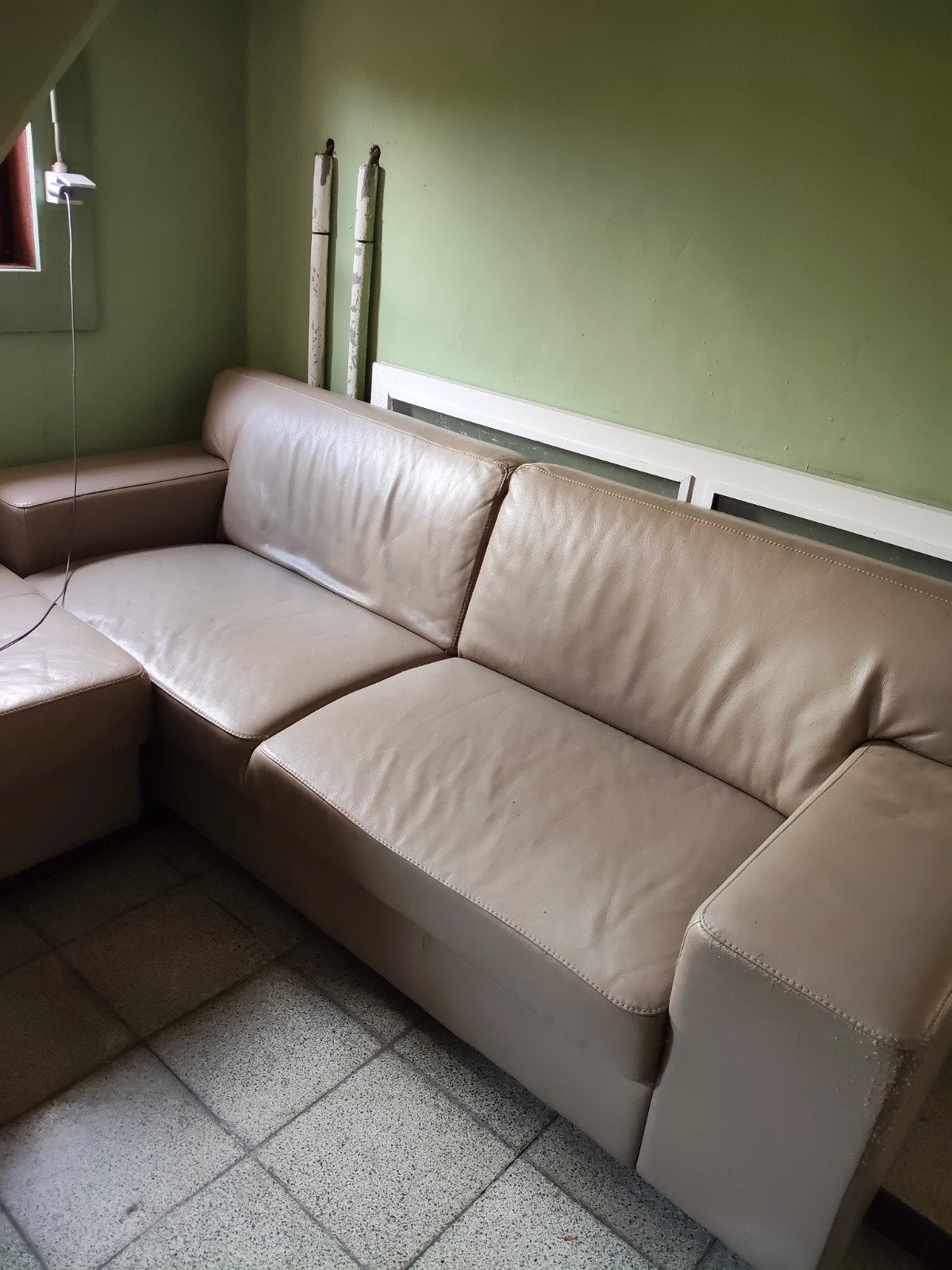 zetel + poef gratis af te halen, Huis en Inrichting, Ophalen