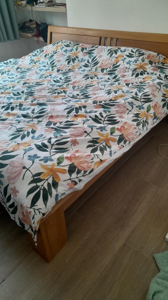 Handgemaakt massief houten kingsize bed, Huis en Inrichting, Slaapkamer | Bedden, Gebruikt, Tweepersoons, Overige maten, 200 cm