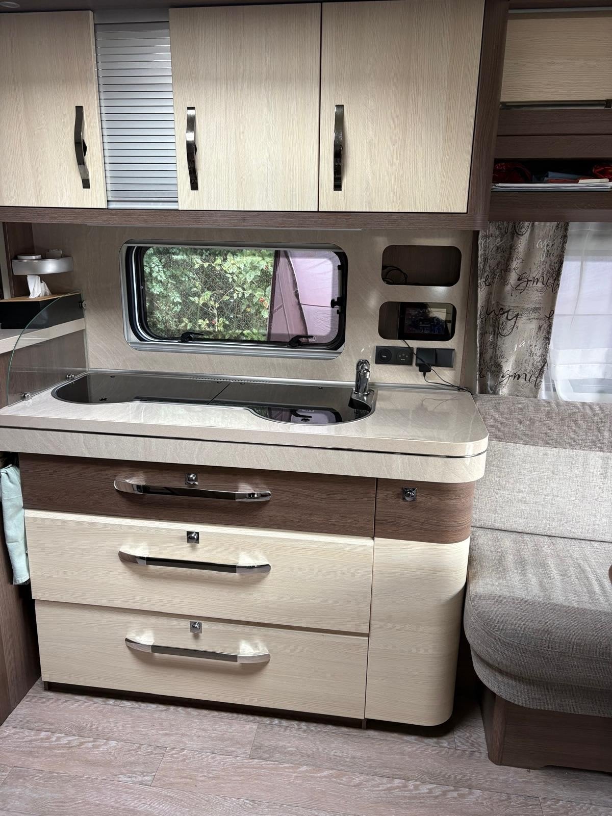 ️ A VENDRE : Hobby Prestige 720 KWFU (2018), Hobby, Lits superposés, Particulier, Réfrigérateur