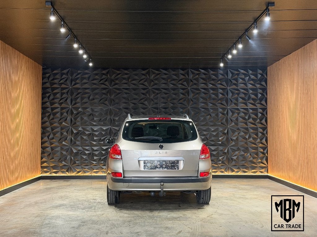 ✅ Renault Clio 1.5 dCi GARANTIE Airco Trekhaak Isofix 1.Eig, Auto's, Voorwielaandrijving, 1280 kg, 4 cilinders, Beige