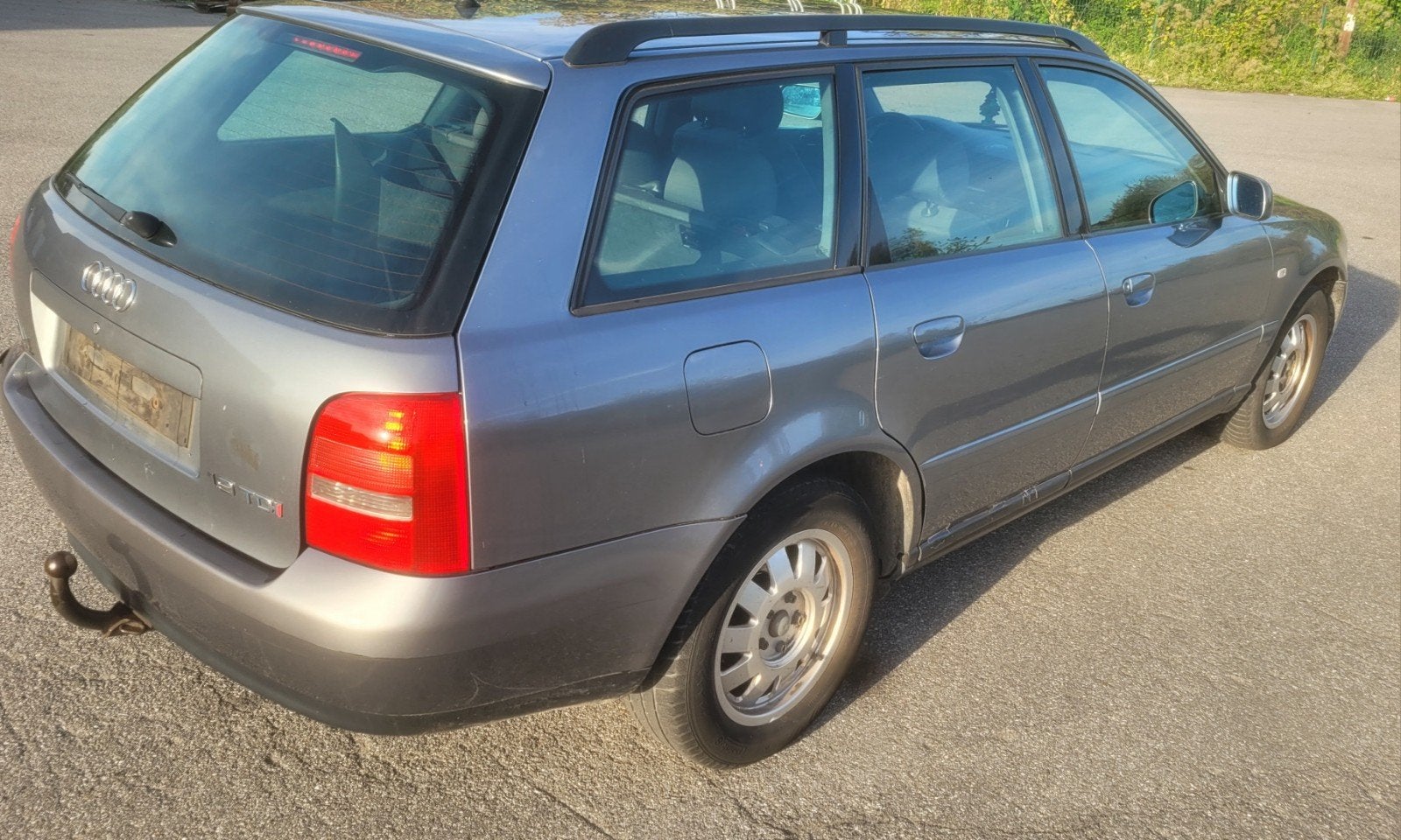 AUDI A4+2000+BREAK+1.9TDI+CTOK+DEMANDE D'IMMATRI À 1499EU, Autos, Achat, Entreprise, Boîte manuelle, A4