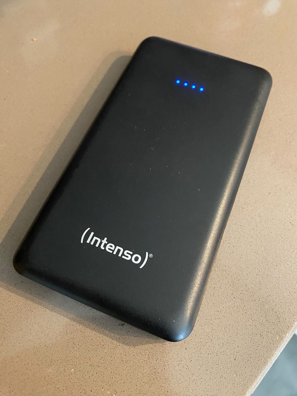 Powerbank Intenso S10000 - 10 000 mAh - noir, Télécoms, Enlèvement, Comme neuf