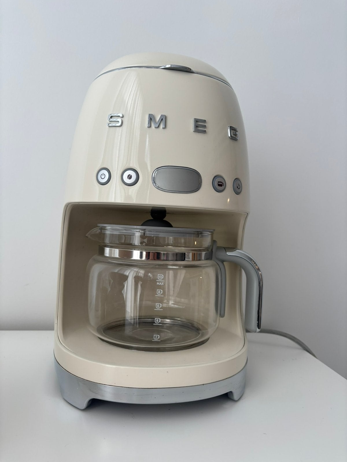 SMEG Filterkoffiezetapparaat (Crème), Ophalen, Gebruikt, Koffiemachine, Gemalen koffie