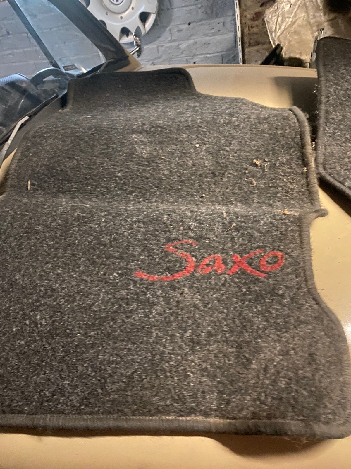 Vend carpette de saxo, Enlèvement, Comme neuf
