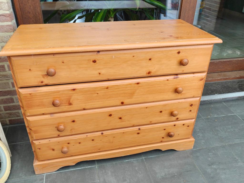 Houten ladenkast + gratis bijhorende spiegel, Ophalen, Gebruikt, 100 tot 150 cm, Eikenhout