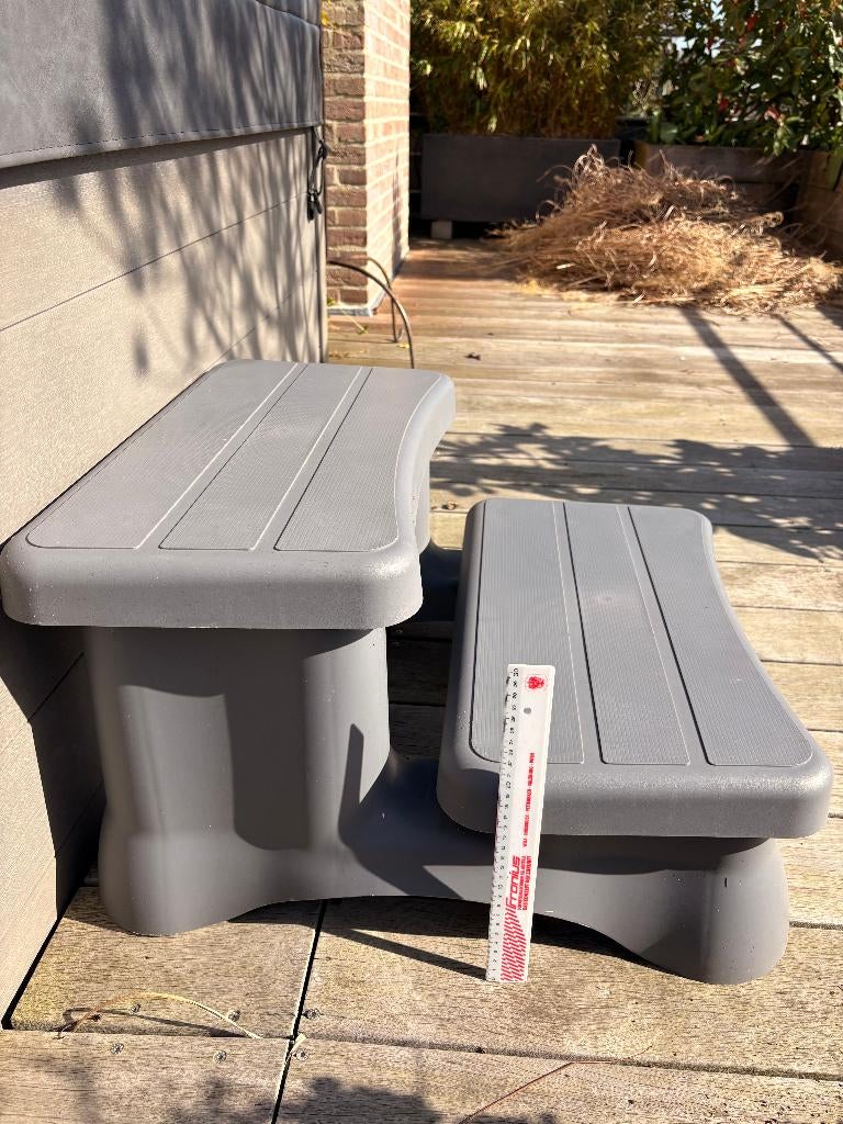 Trapje (stevig plastic), Ophalen, Nieuw
