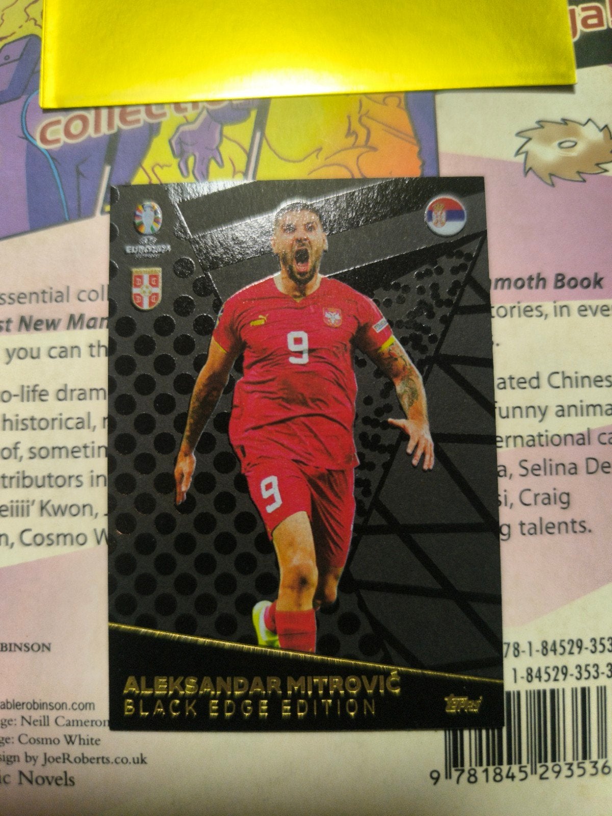 Topps Match Attax Euro 2024 – Aleksandar Mitrović (Black Edg, Hobby & Loisirs créatifs, Hobby & Loisirs Autre, Enlèvement, Neuf
