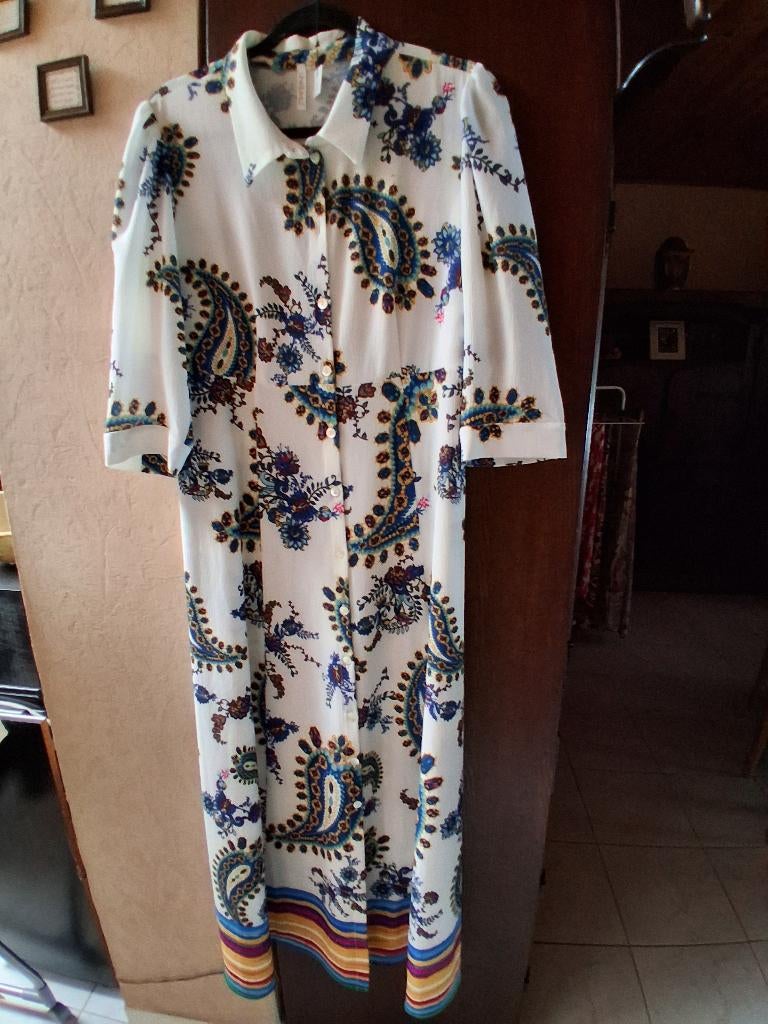 Robe/tapis, Taille 42/44 (L), Enlèvement ou Envoi, Autres couleurs, Comme neuf