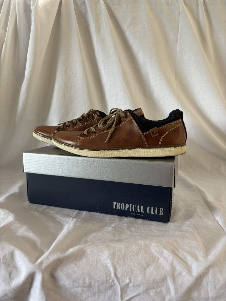 1.	Chaussures Homme bicolores couleur cuir et bleu, Vêtements | Hommes, Chaussures, Neuf, Chaussures à lacets, Enlèvement, Bleu