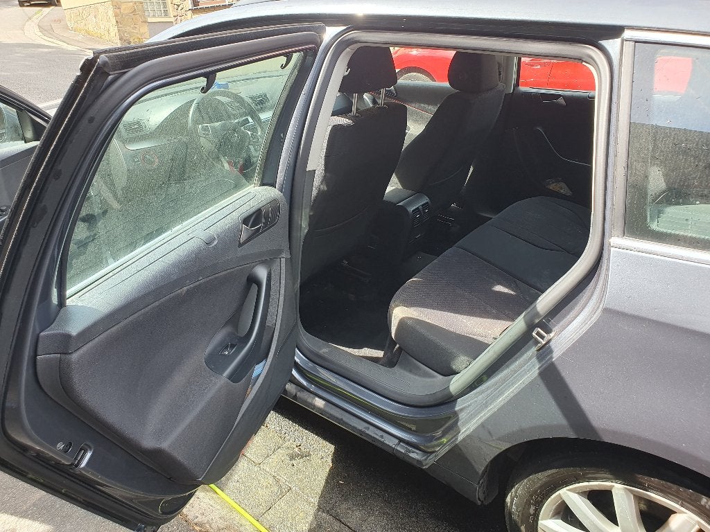 Vw passat, Boîte manuelle, 5 portes, Particulier, Tissu